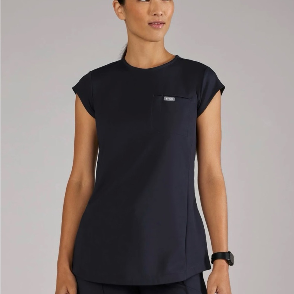 Women's Black Performance Cap-Sleeve.  Alma FORMx slim crewneck tunic scrub top